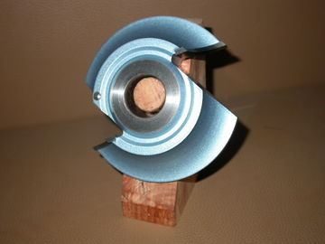 کاربید برش بشکل در اورنده قطر 120mm سیستم گوشه گرد.  R: 12mm استفاده